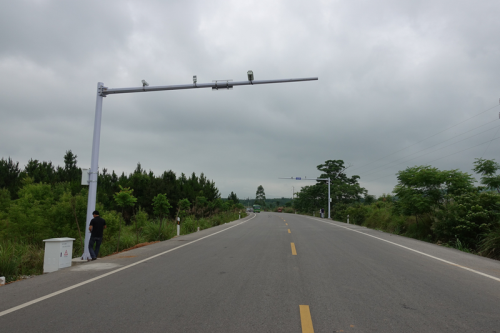 关于宁远县交警大队卡口及���速设备系�l�工�E�顺利中�?></li><li><img src=